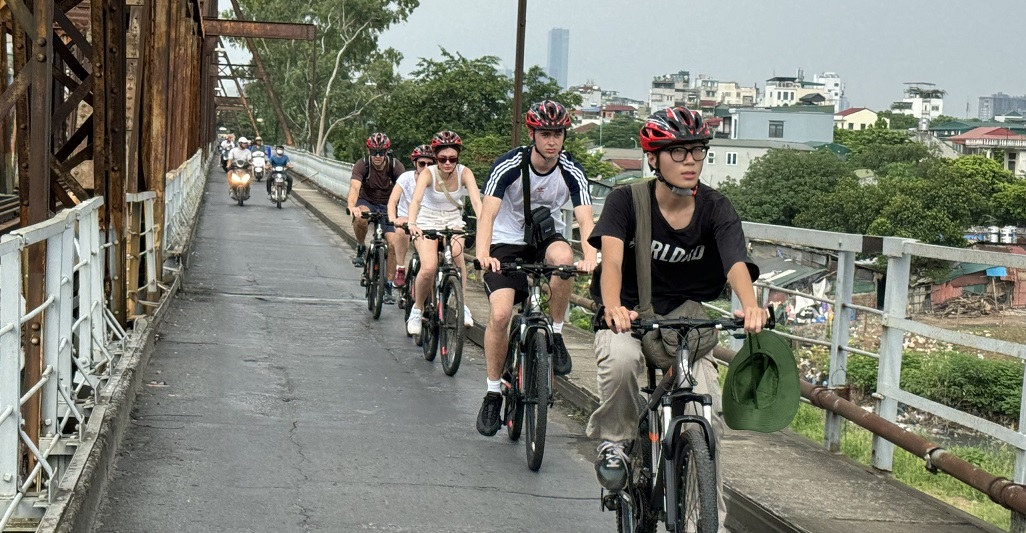 hanoi bicycle tours 